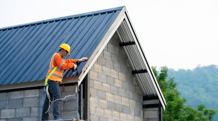 Expert Emergency Roof Repairs services in Afton, OK